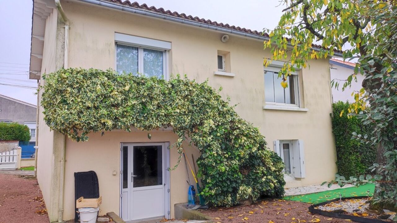 maison 4 pièces 103 m2 à vendre à Bressuire (79300)