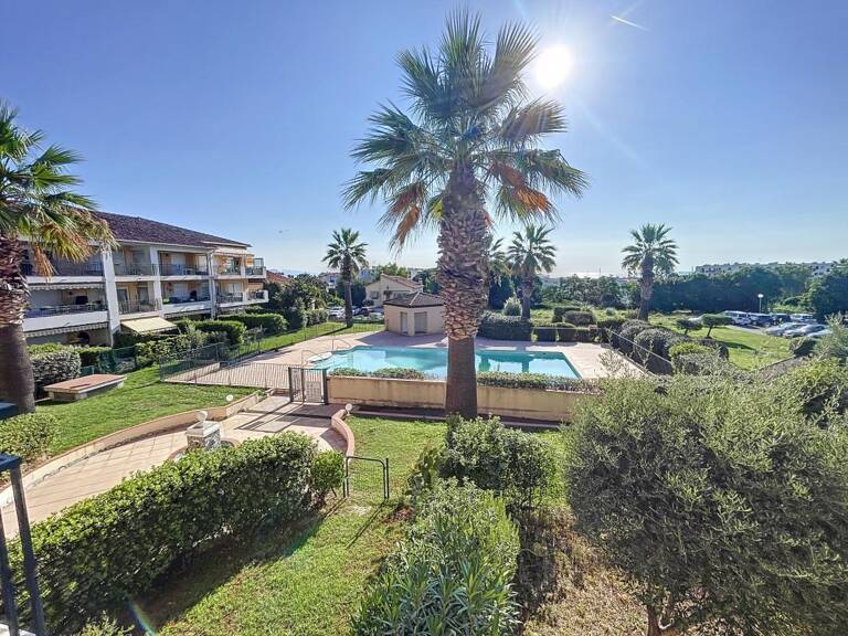 Appartement a Vendre Vue Mer au calme dans une résidence fermée avec piscine — photo 1