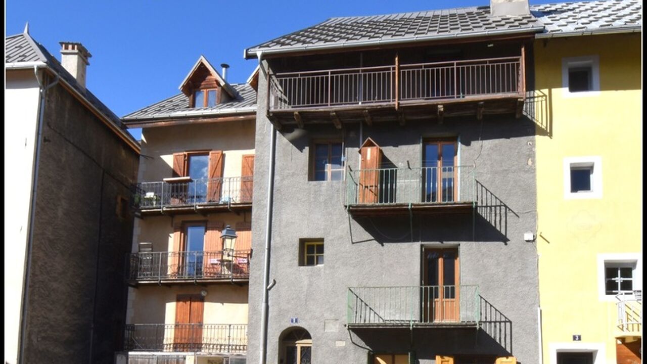 maison 7 pièces 368 m2 à vendre à Briançon (05100)