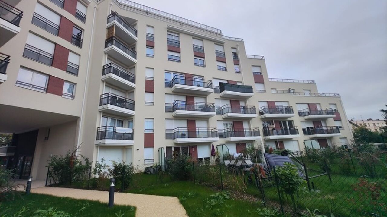 appartement 3 pièces 68 m2 à vendre à Livry-Gargan (93190)