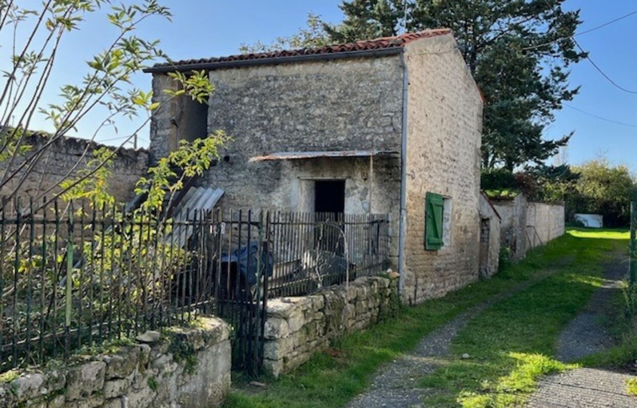 maison 2 pièces 26 m2 à vendre à La Croix-Comtesse (17330)