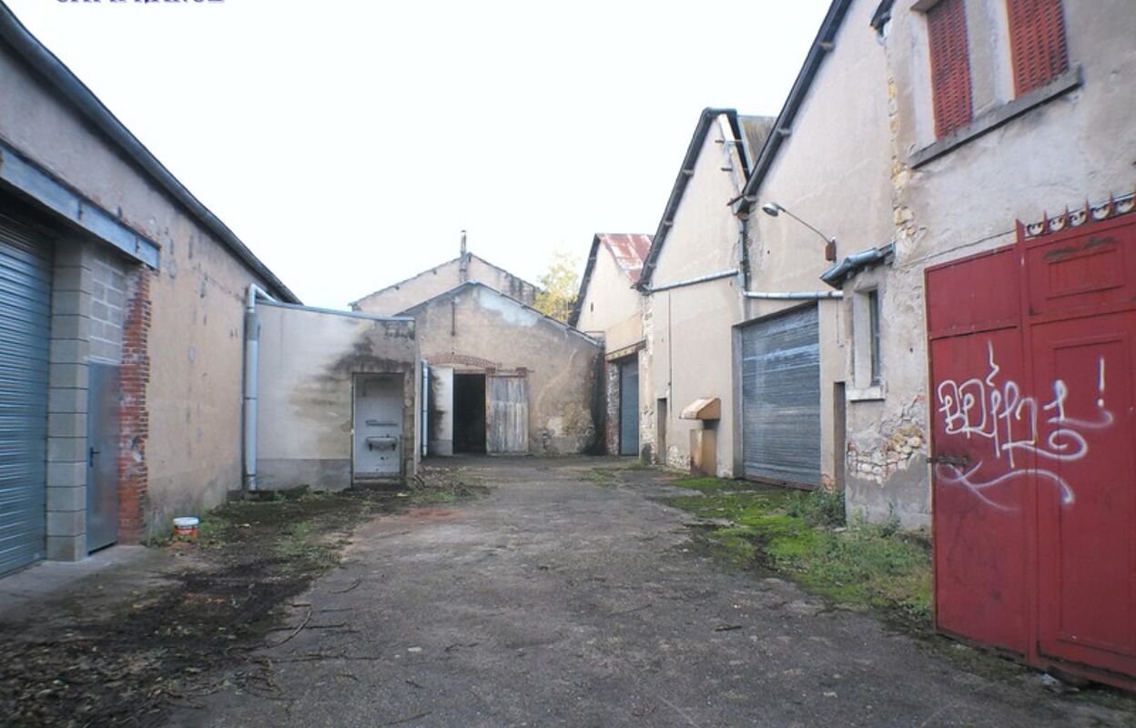 local industriel 2 pièces 266 m2 à vendre à Vierzon (18100)