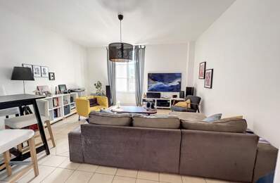 Appartement À Vendre — photo du bien