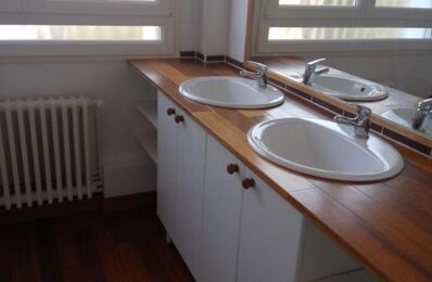 location appartement 700 € CC /mois à proximité de Tours (37)