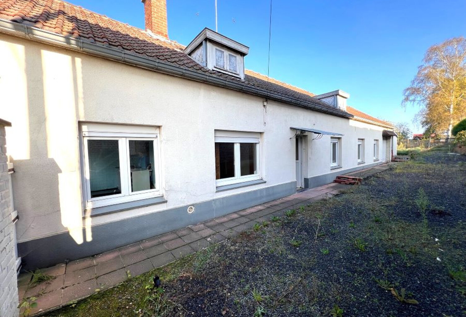 Longère individuelle de plain-pied à rénover sur beau terrai — photo 1