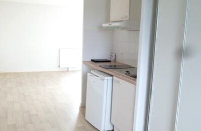 location appartement 600 € CC /mois à proximité de Montbazon (37250)