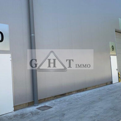 Local industriel 660 m²