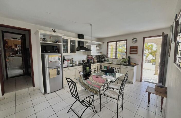 A VENDRE MAISON PLAIN PIED F5 ETANG SALE LES HAUT — photo 2