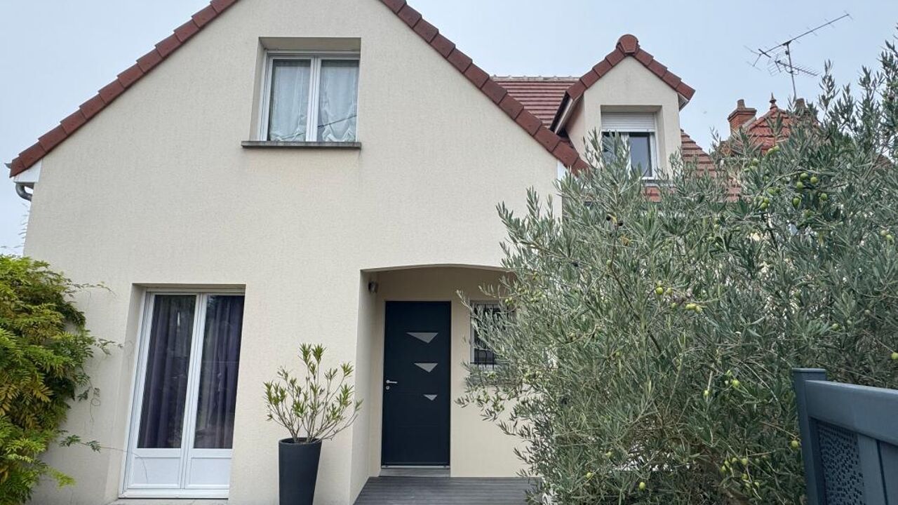 maison 5 pièces 99 m2 à vendre à Saint-Pryvé-Saint-Mesmin (45750)