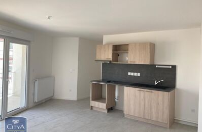 location appartement 788 € CC /mois à proximité de Les Garennes-sur-Loire (49610)