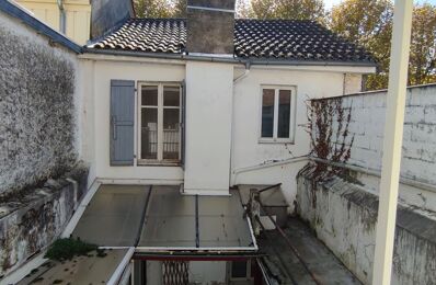 vente immeuble 100 000 € à proximité de Lacassagne (65140)