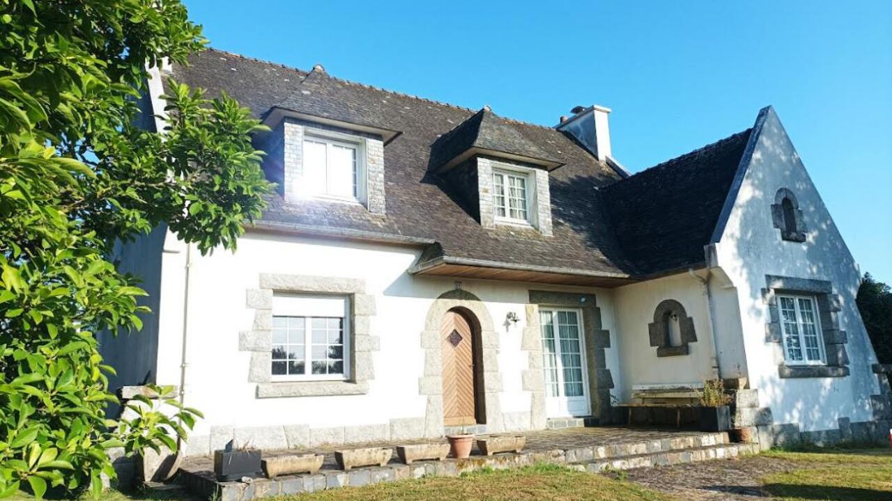 maison 8 pièces 164 m2 à vendre à Châteauneuf-du-Faou (29520)