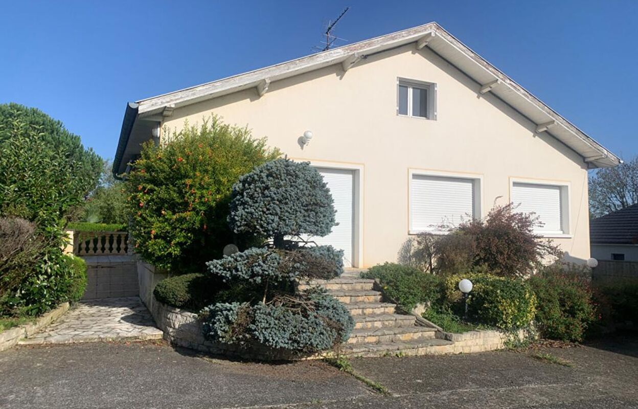 maison 7 pièces 164 m2 à vendre à Serres-Morlaàs (64160)