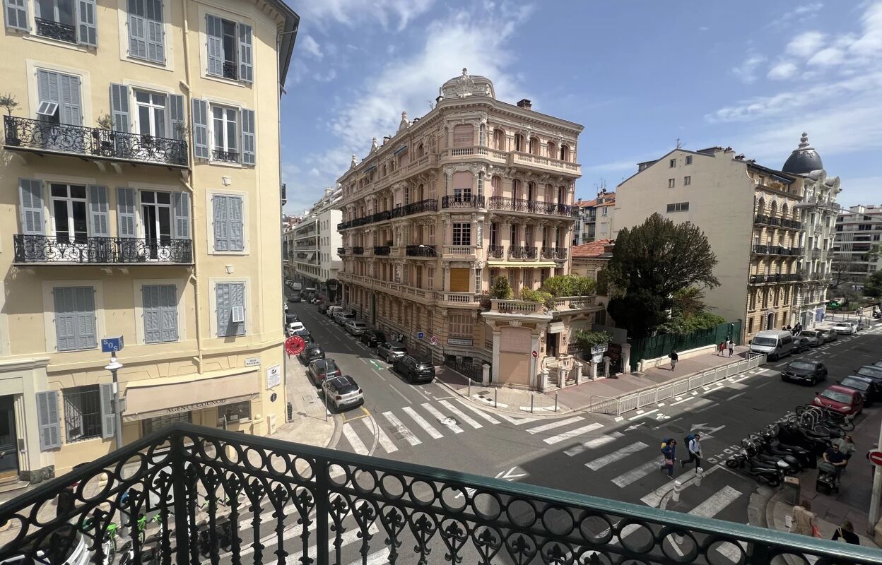 appartement 2 pièces 31 m2 à vendre à Nice (06000)