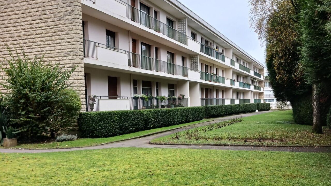 appartement 6 pièces 146 m2 à vendre à Chantilly (60500)