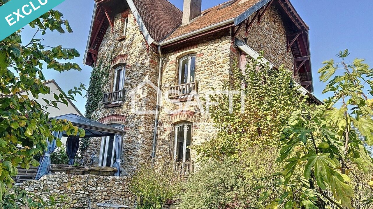 maison 7 pièces 246 m2 à vendre à Pontault-Combault (77340)