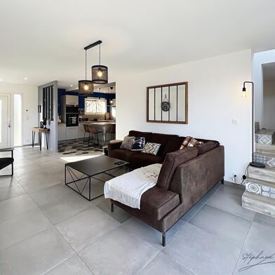 Maison 5 pièces 349000 €