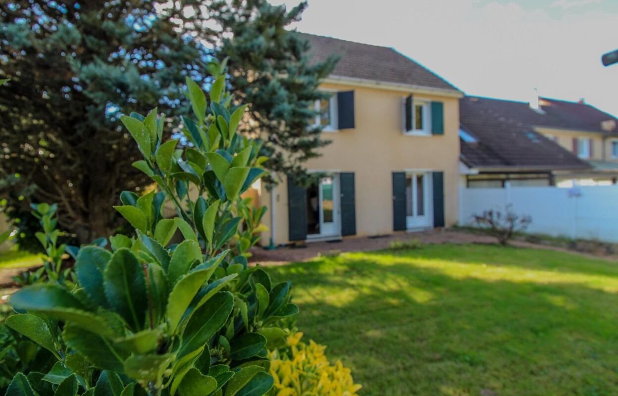 maison 5 pièces 99 m2 à vendre à Blanzy (71450)