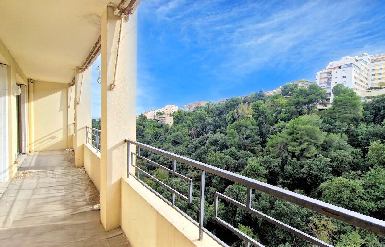 appartement 5 pièces 82 m2 à vendre à Nice (06200)