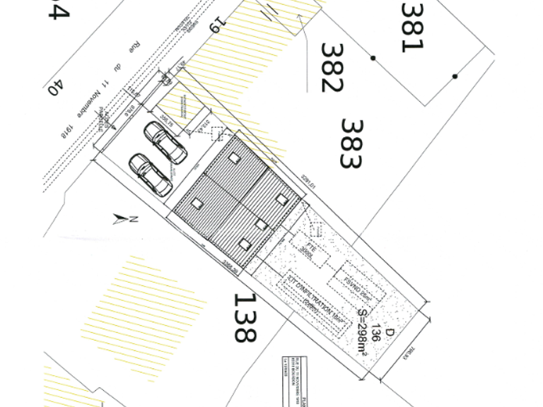 Terrain constructible de 298 m2 à Bourdon — photo 1