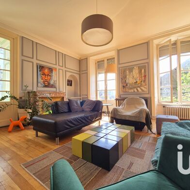 Maison 10 pièces 420 m²