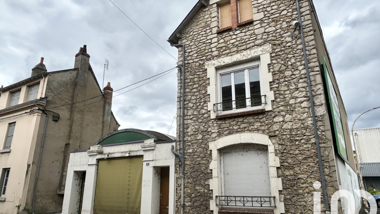 maison 8 pièces 242 m2 à vendre à Argenton-sur-Creuse (36200)