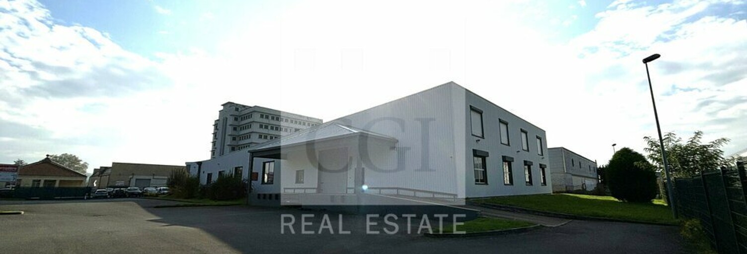 Commerce  1650 m² à louer à Villefranche-sur-Saône (69400)