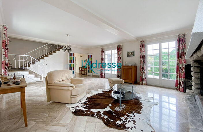 Une villa comme on n'en fait plus ! — photo 4