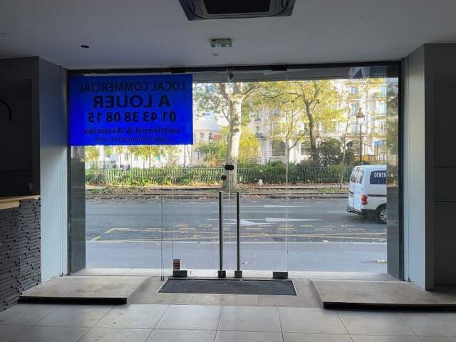 Boutique open space à PARIS 11ème — photo du bien