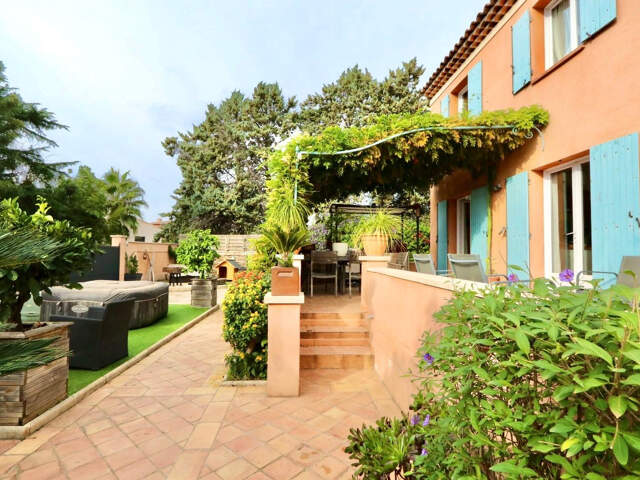 Maison T4 proche centre-ville La Londe les Maures — photo du bien