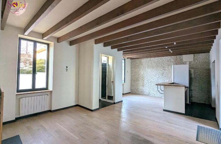 Vente maison 5 pièces 160 m² Cognac (16100) — photo 3
