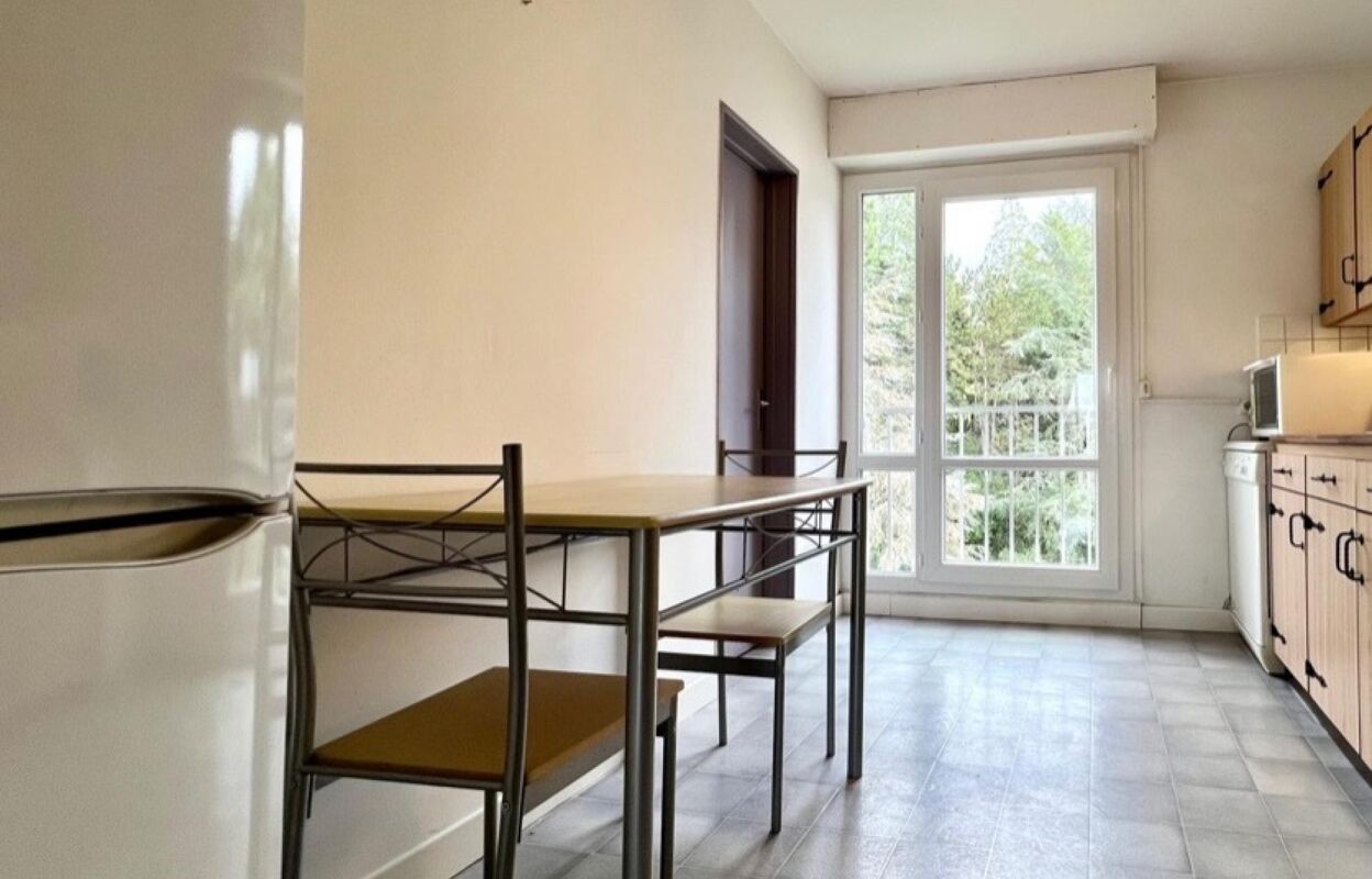 appartement 2 pièces 52 m2 à vendre à Lisieux (14100)