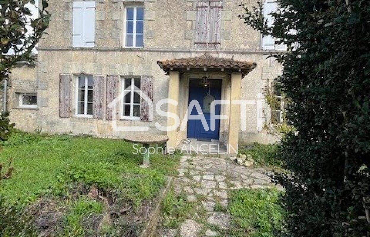 maison 8 pièces 240 m2 à vendre à Verdille (16140)