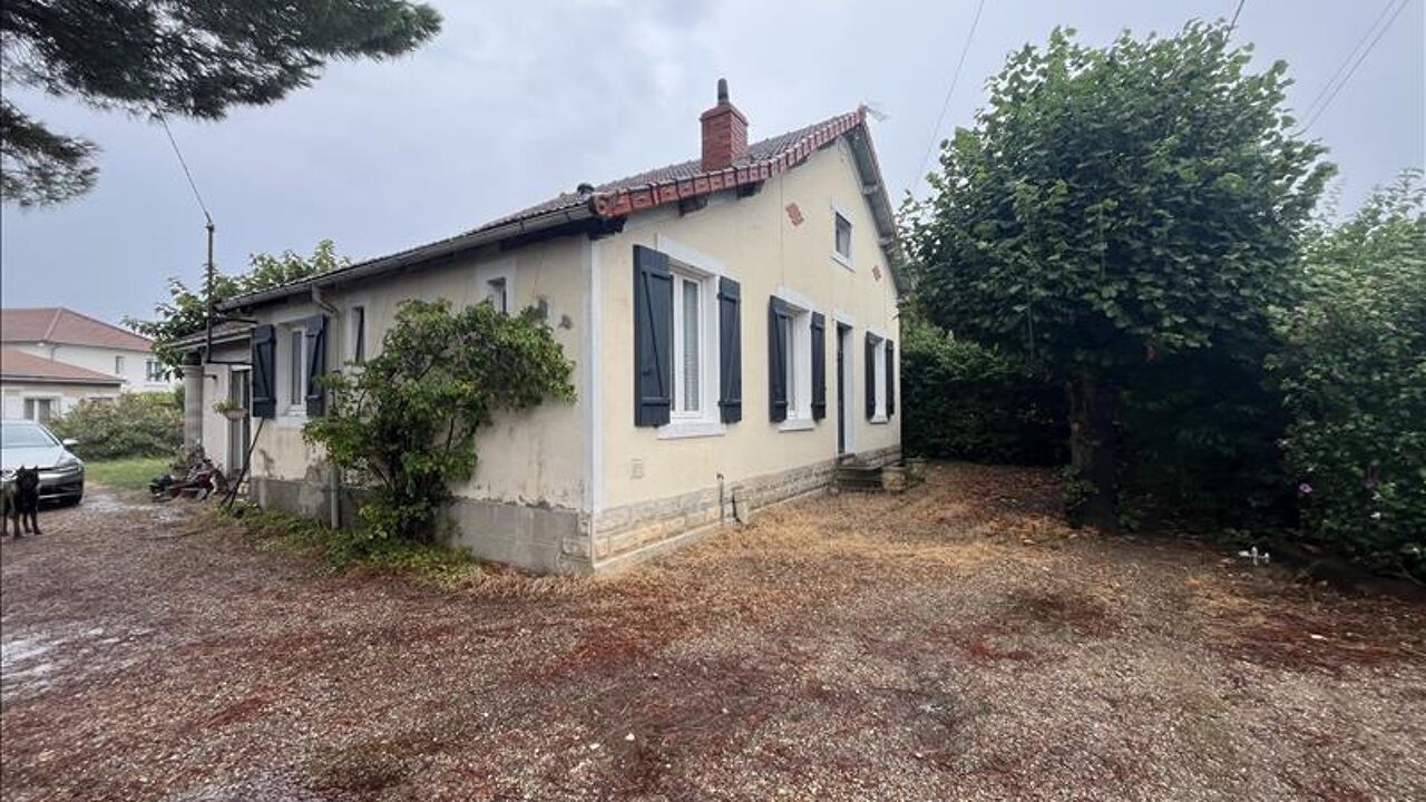 maison 4 pièces 100 m2 à vendre à Saint-Amand-Montrond (18200)