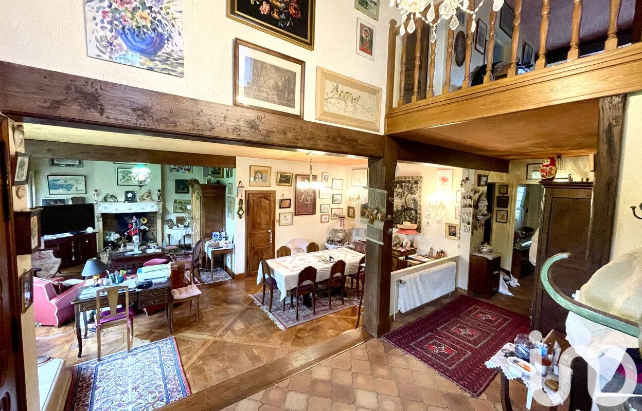 maison 14 pièces 272 m2 à vendre à Gueugnon (71130)