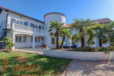 Maison 8 pièces 599000 €