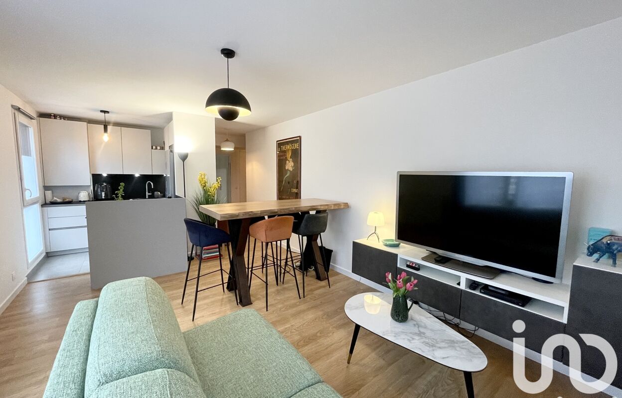 appartement 3 pièces 64 m2 à vendre à Vaires-sur-Marne (77360)