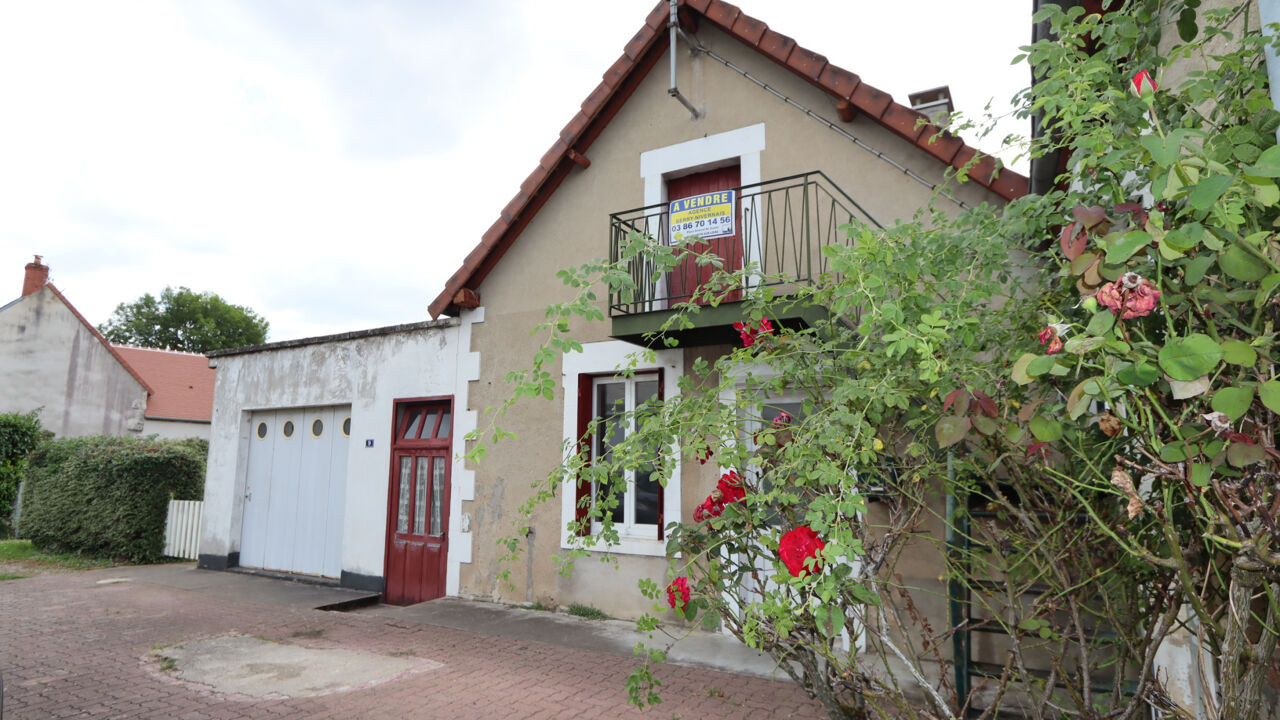 maison 3 pièces 56 m2 à vendre à Saint-Martin-des-Champs (18140)