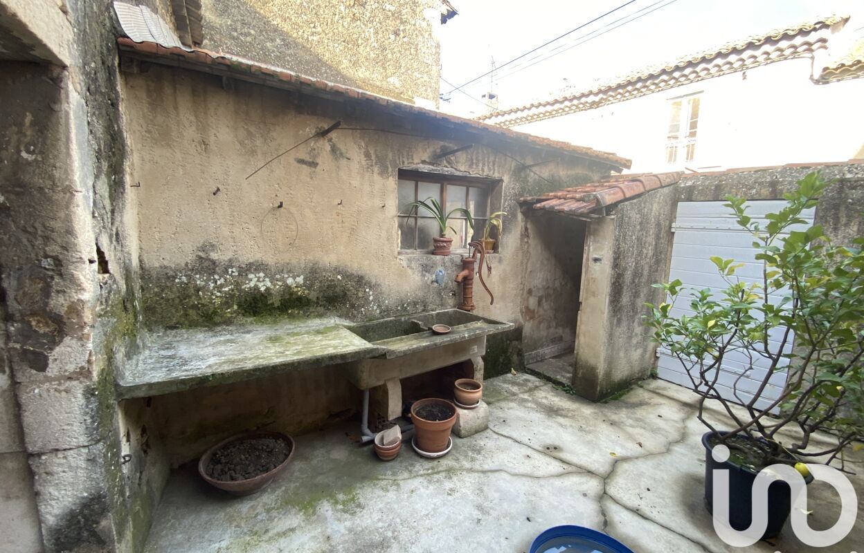 immeuble  pièces 75 m2 à vendre à Saint-Rémy-de-Provence (13210)