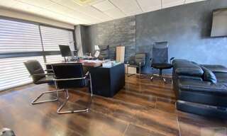 Commerce  260 m² à vendre à Barberaz (73000)