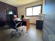 Local commercial — photo 3