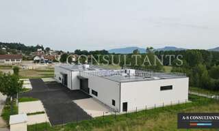 Local industriel  1210 m² à vendre à Granieu (38490)