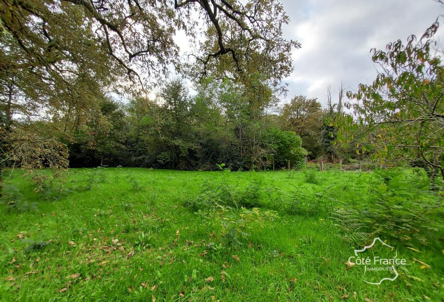 Terrain constructible au calme et libre de tout constructeur — photo 1