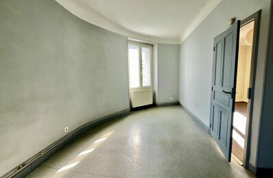 location appartement 389 € CC /mois à proximité de Bozouls (12340)