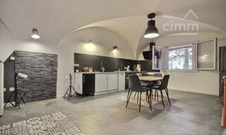Maison 14 Pièces 365 m² à vendre à Savasse (26740)