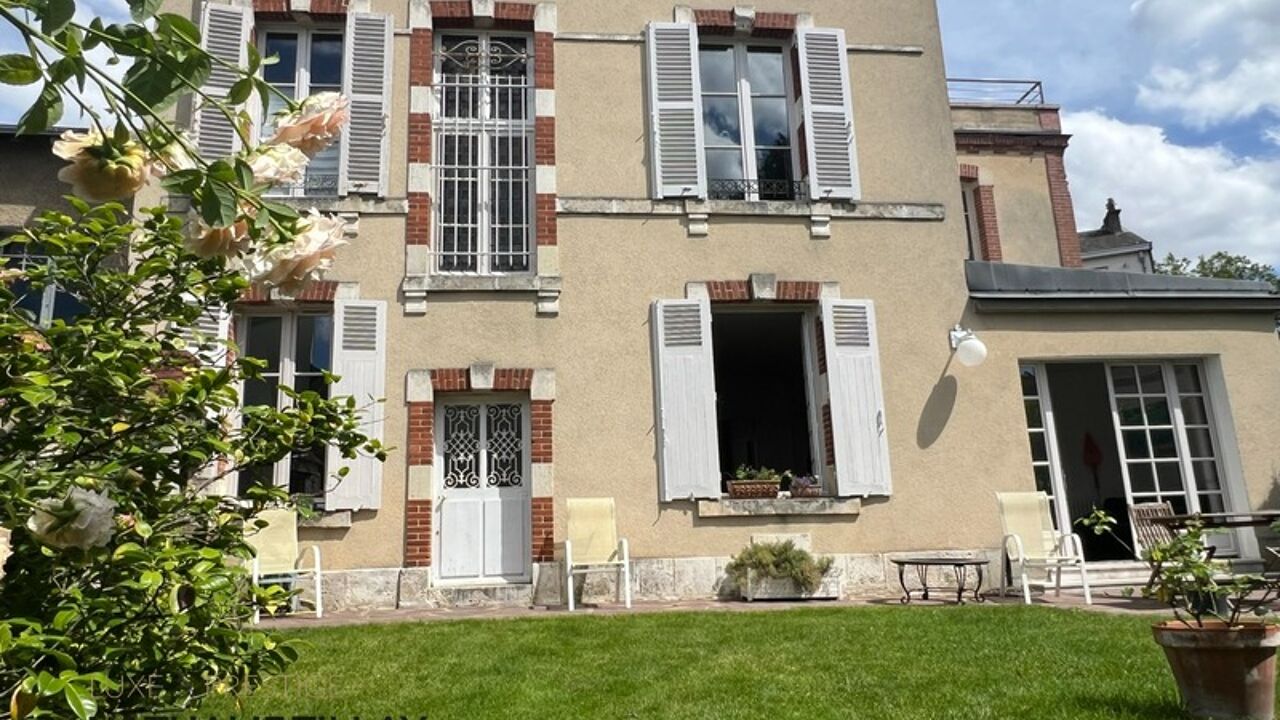 maison 9 pièces 265 m2 à vendre à Orléans (45000)