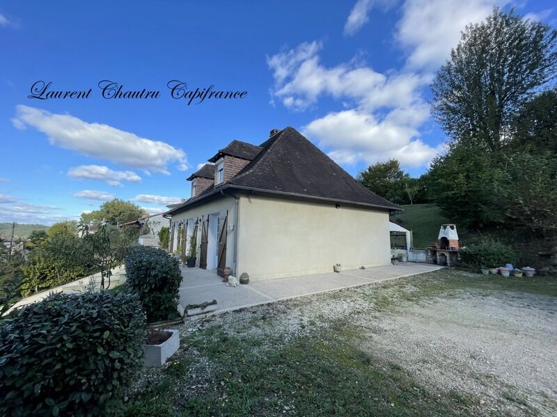 Villa / Maison 5 pièces  à vendre Bassillac 24330