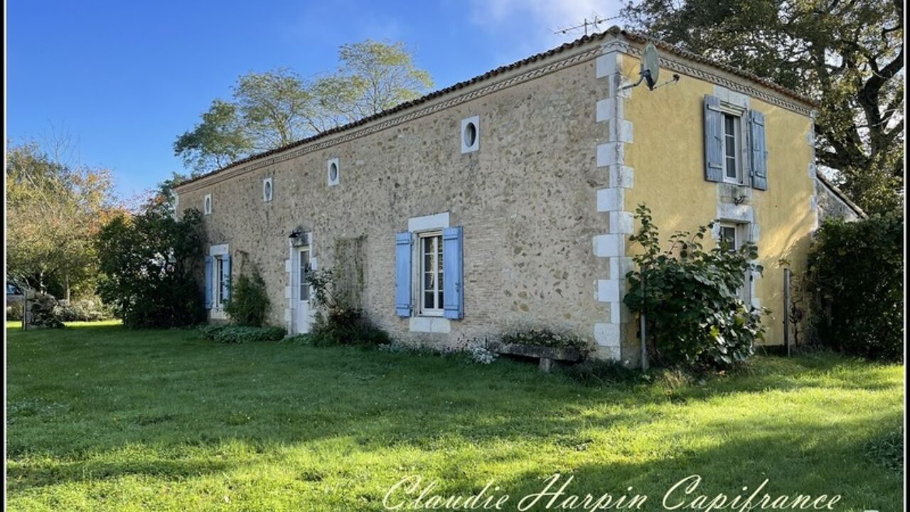 maison 14 pièces 430 m2 à vendre à La Ferrière-en-Parthenay (79390)