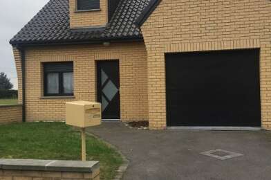 Maison 5 pièces 900 €