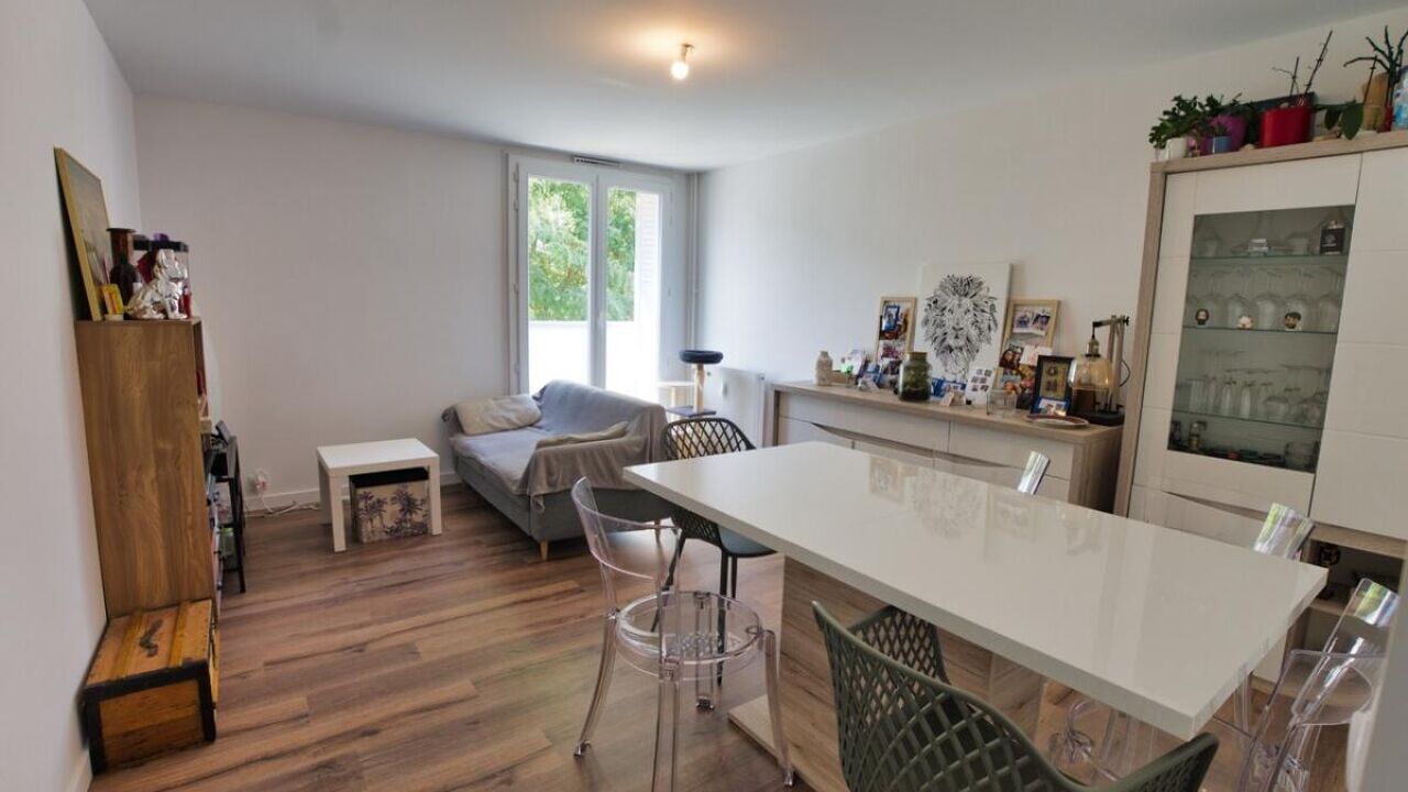 appartement 2 pièces 49 m2 à vendre à Clermont-Ferrand (63100)